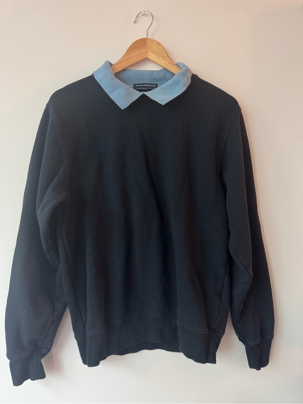 Brandy Melville Black Blue Collar Sweatshirt Pullover Preppy